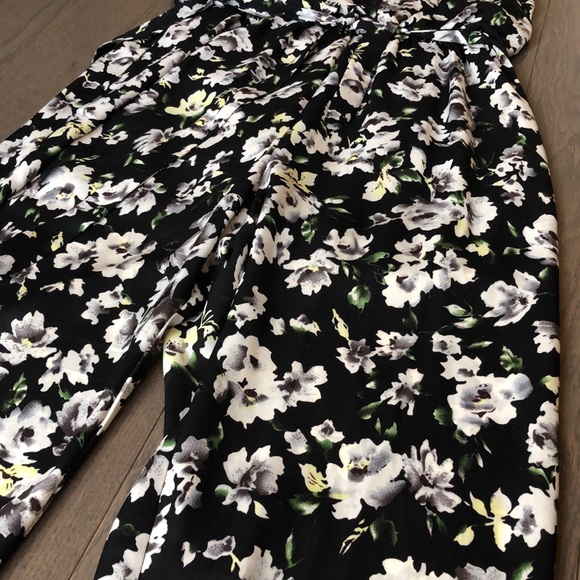 Floral Summer Jumpsuit - Picture 3 of 5